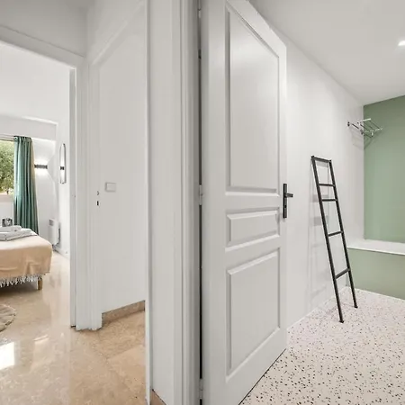 בית נופש Le Marni Avec Terrasse Parking Prive מנטון
